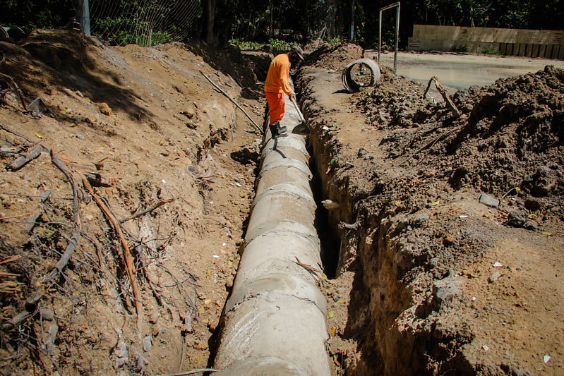 Prefeitura Implanta 200 Metros De Drenagem Profunda No Conjunto