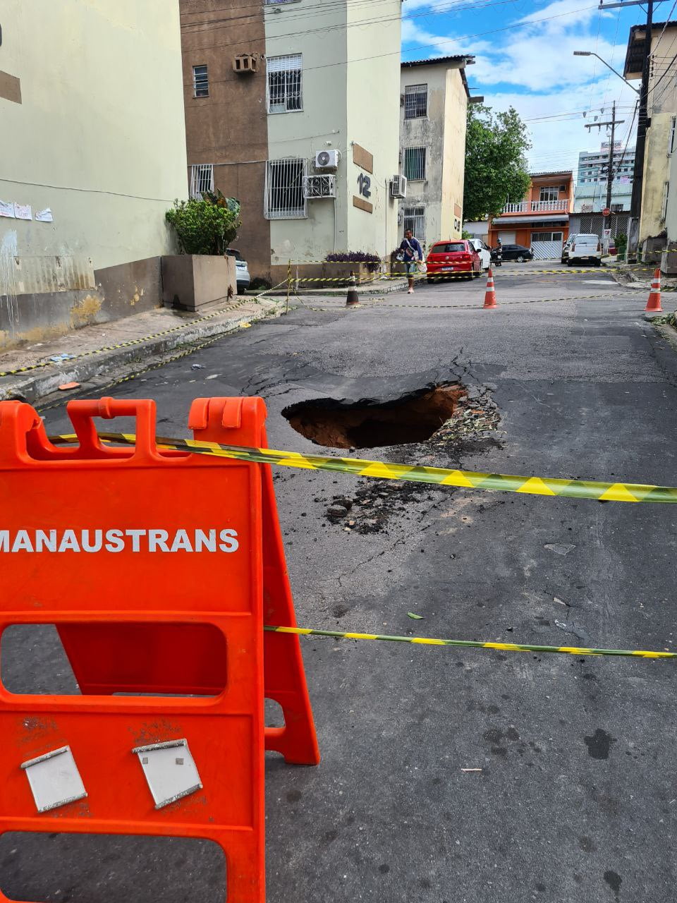 Prefeitura De Manaus Atua Na Conclusão De Obra Emergencial Em Rede De