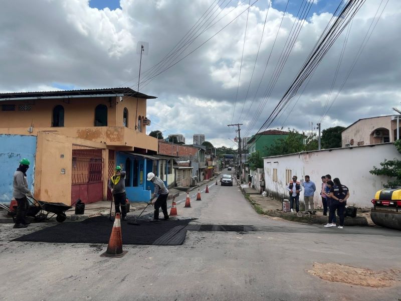 Ageman fiscaliza e notifica Águas de Manaus por falhas em obras de saneamento