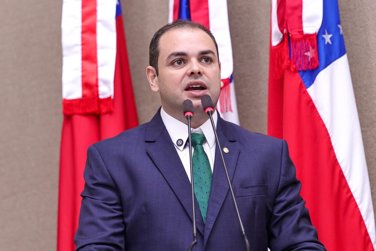 DEPUTADO Roberto Cidade é autor de leis que ampliam a proteção à saúde da mulher no Amazonas