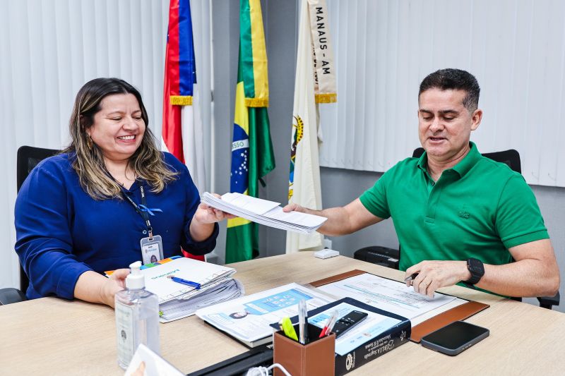DAVID ALMEIDA unifica datas-base e garante reajuste salarial a todos os servidores municipais de Manaus