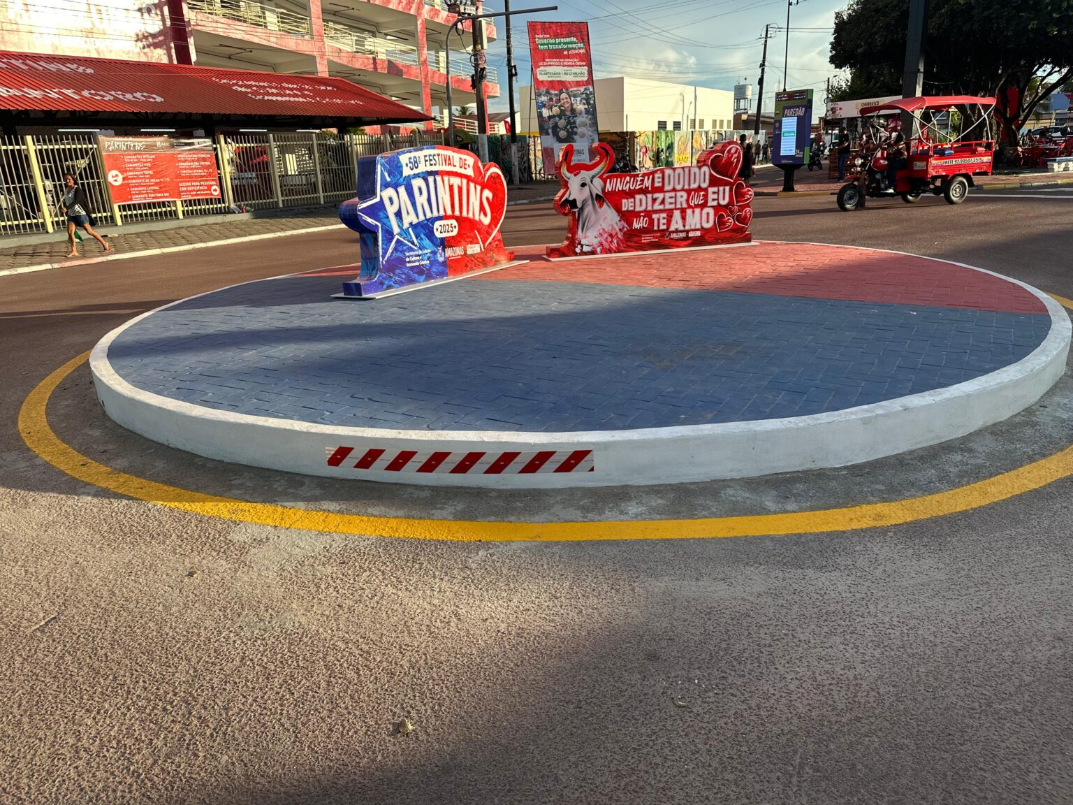 Prefeitura de Parintins revitaliza sinalização viária para melhorar segurança no trânsito