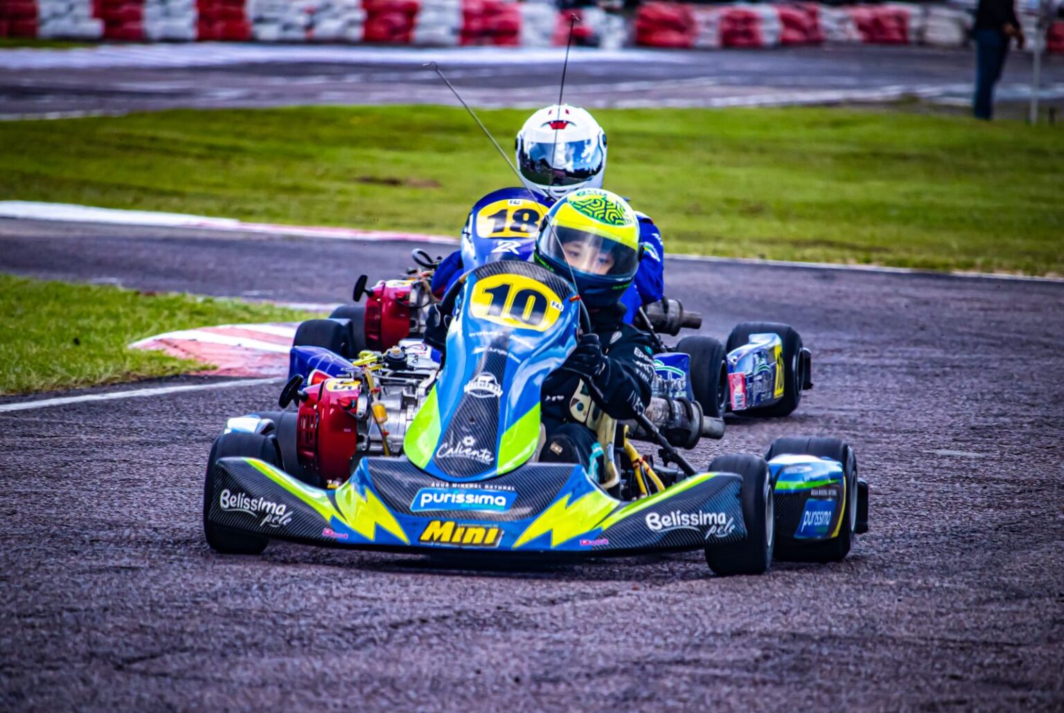 RECORDE DE INSCRITOS 4ª etapa do Amazonense de Kart promete sábado eletrizante em Manaus