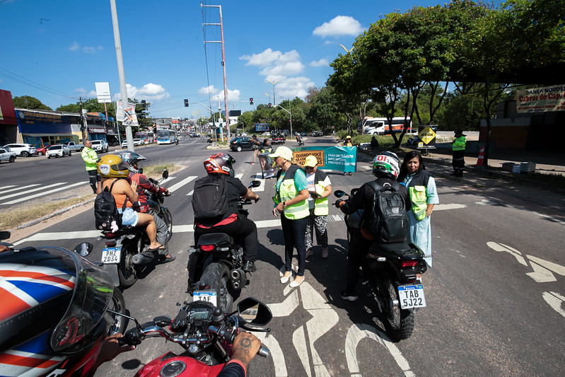 DIA DO MOTOCICLISTA Prefeitura de Manaus reforça cuidados com segurança no trânsito diante de altos índices de acidentes