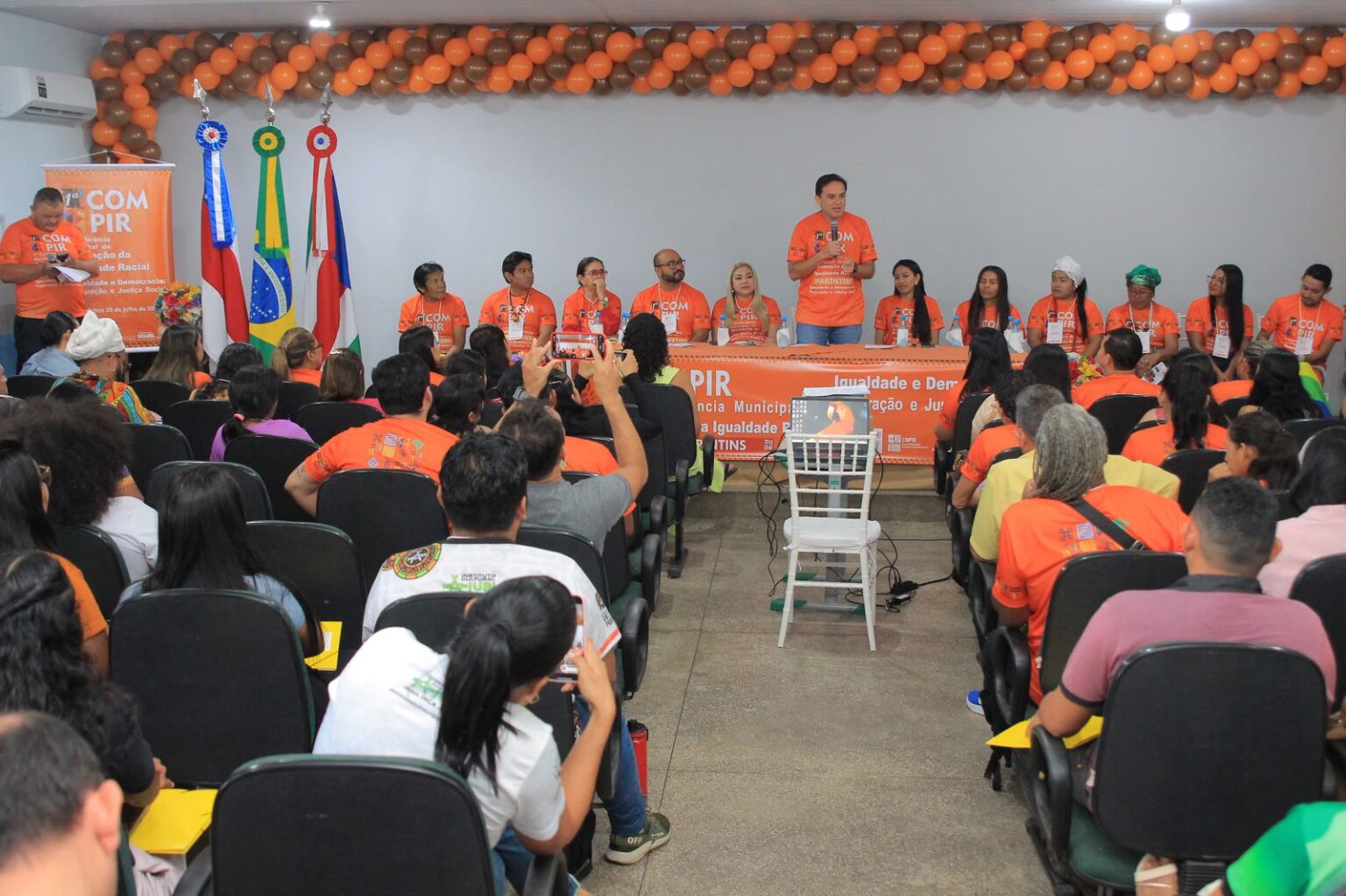 SOCIALIZAÇÃO Prefeitura de Parintins promove 1ª Conferência Municipal de Promoção de Igualdade Racial