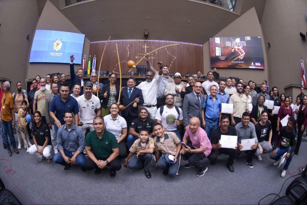 Assembleia Legislativa realiza sessão especial proposta por Sinésio Campos em homenagem ao Dia da Capoeira