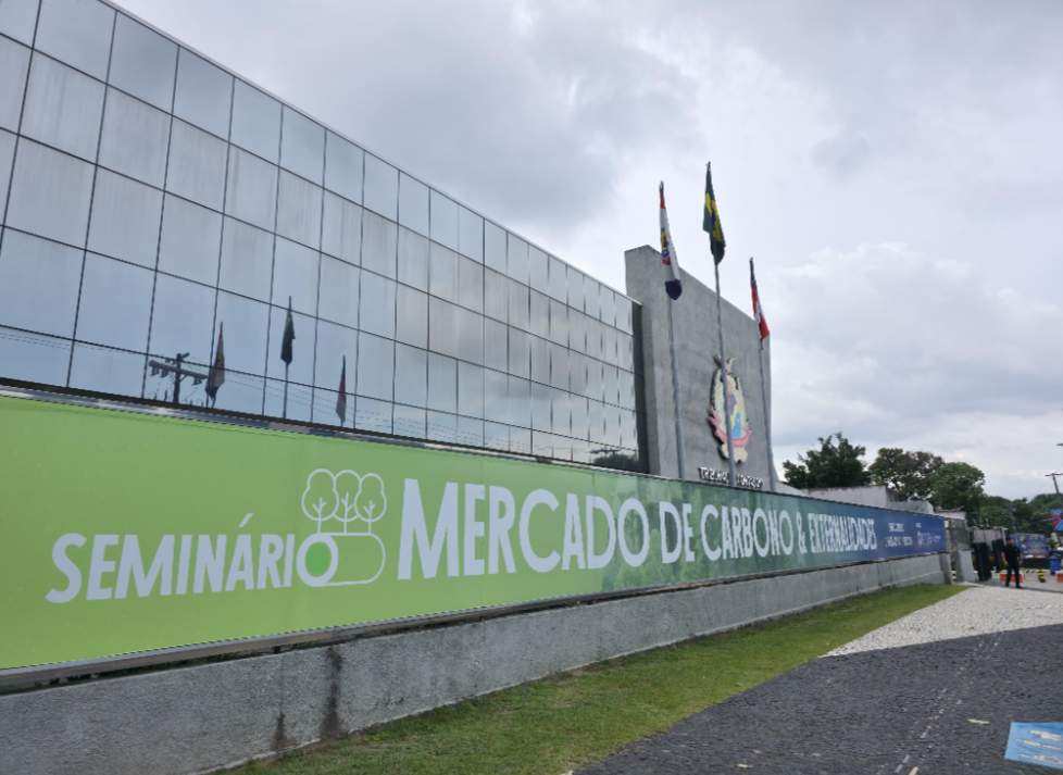Mercado de carbono e preservação da Amazônia pautam encontro no TCE-AM nesta terça (12)