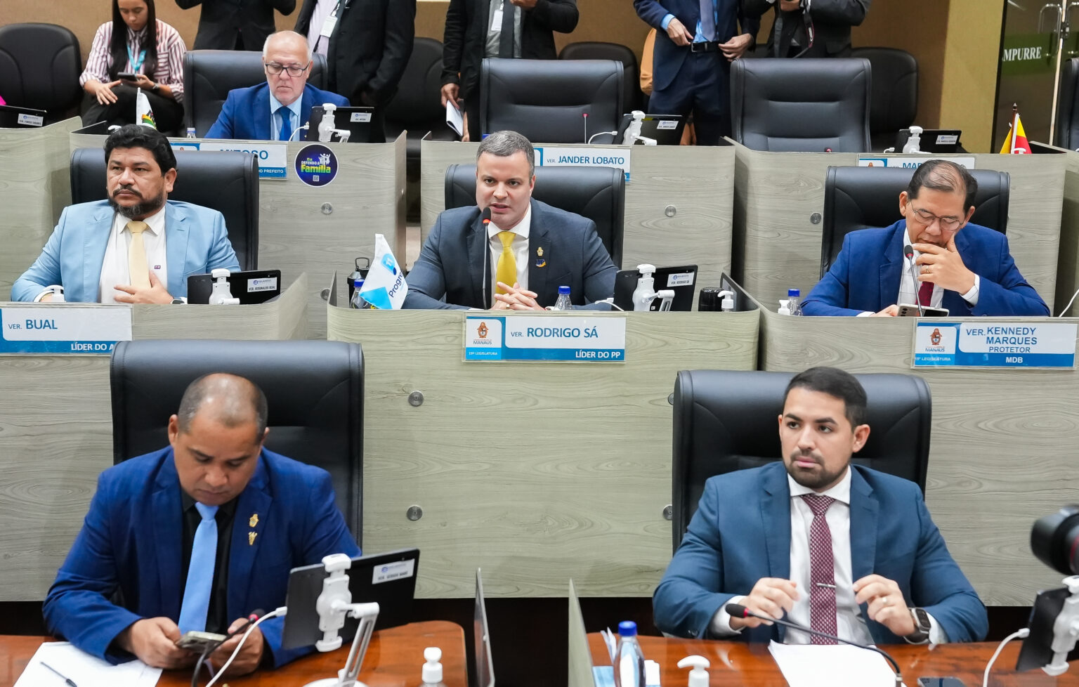 Câmara Municipal de Manaus debate projeto que garante matrícula de pessoas com deficiência em escolas particulares