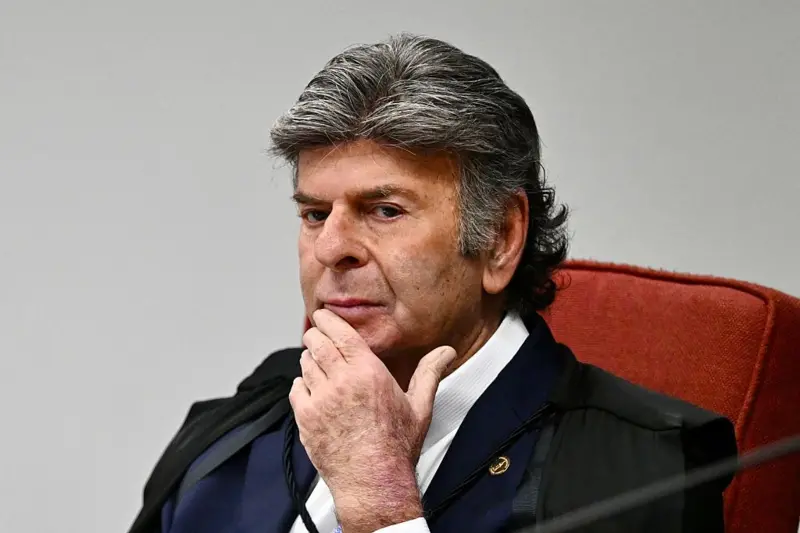 A Pergunta Que Não Quer Calar: Por que Fux teria votado desse jeito?