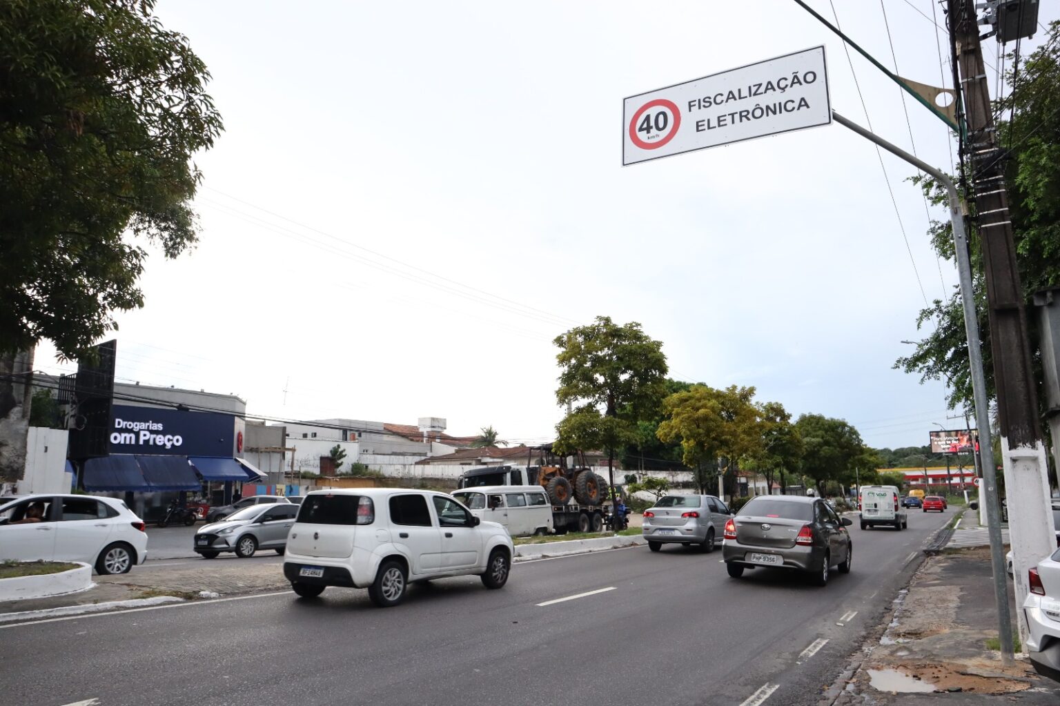 FISCALIZAÇÃO ELETRÔNICA da prefeitura registra mais de 156 mil infrações e contribui para redução de mortes no trânsito em Manaus