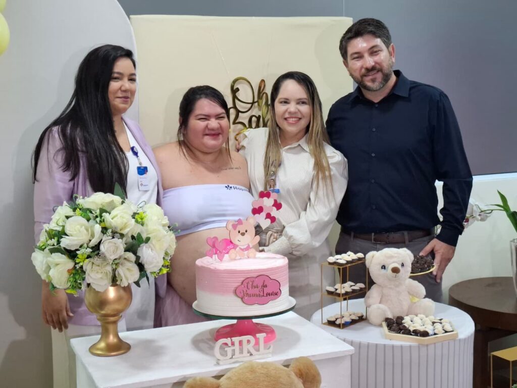 Chá de bebê no Hospital Rio Amazonas emociona paciente internada há mais de dois meses