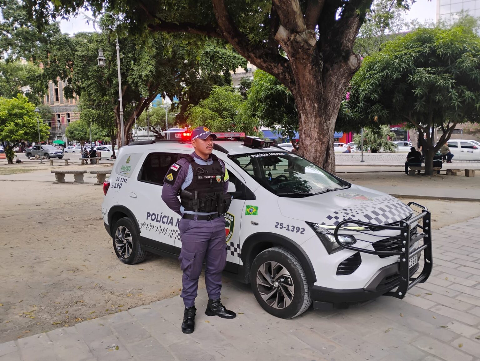 Três foragidos da Justiça são capturados pela Polícia