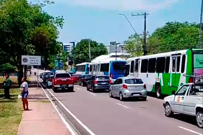 FIM DA GREVE Paralisação do transporte coletivo é suspensa
