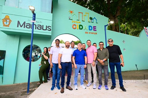 Prefeito David Almeida reabre parque ‘Cidade da Criança’ e anuncia instalação de praça molhada e creche no espaço