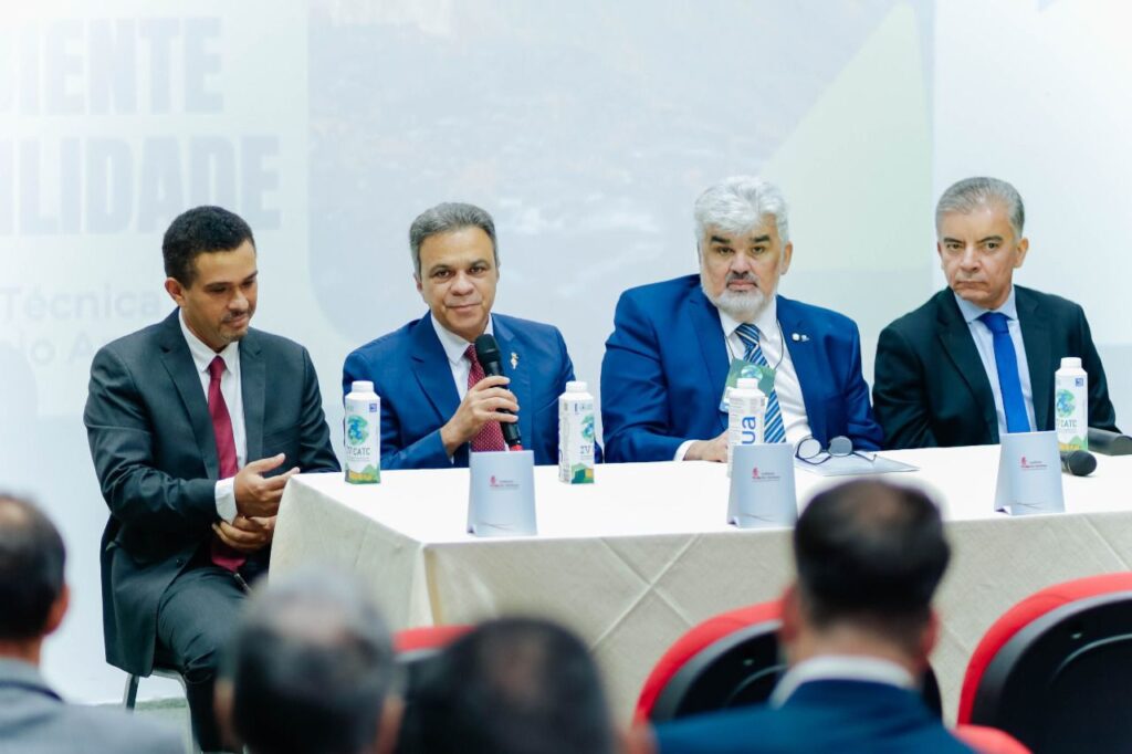 PROTAGONISMO DO TCE-AM Comitê de Meio Ambiente do IRB apresenta avanços na agenda de adaptação climática dos municípios
