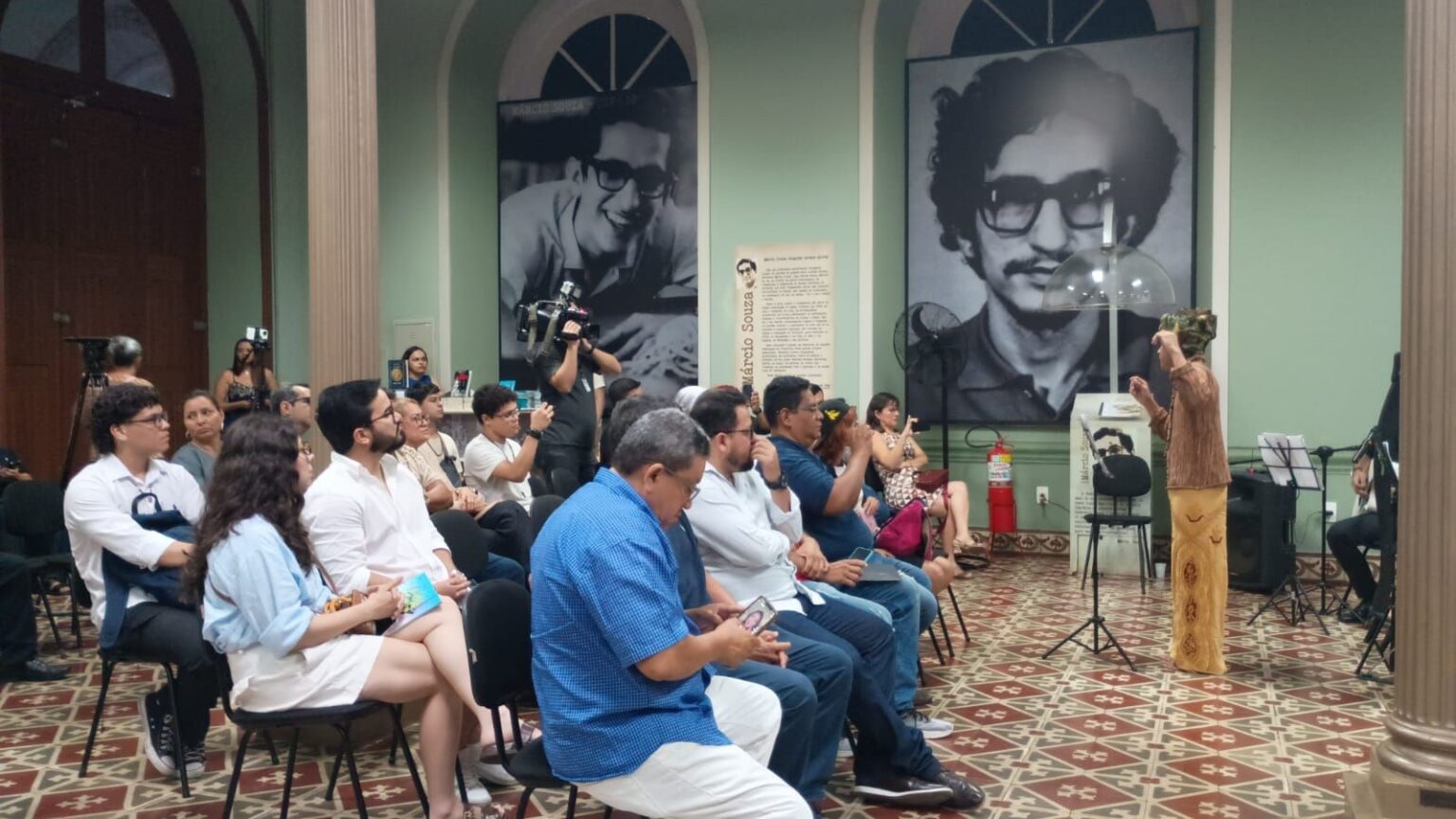 Semana do Livro e da Biblioteca celebra a leitura e o patrimônio cultural em Manaus