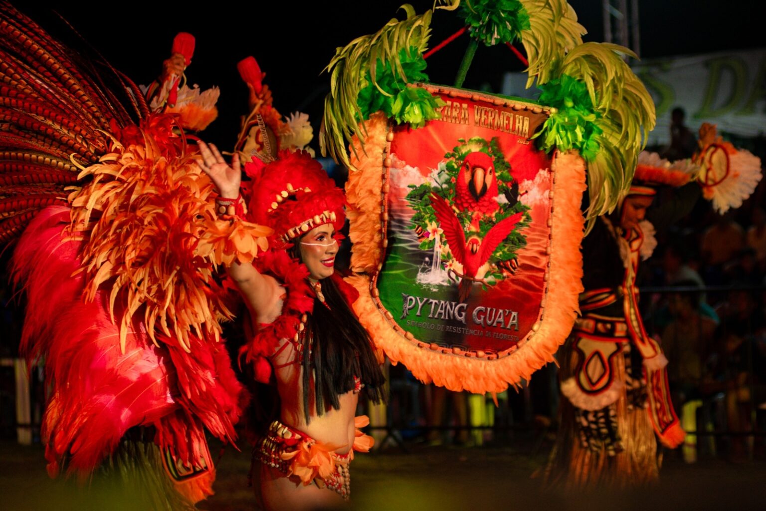 Prefeitura de Parintins faz história na realização do 8° Festival das Araras na Vila Amazônia