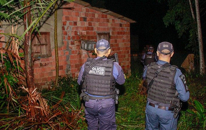 PMAM prende dois homens por tentativa de homicídio com uso de arma de fogo