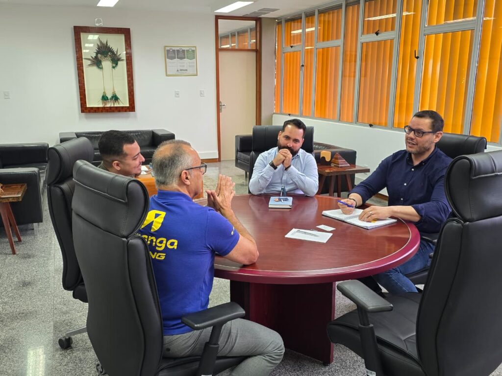 Representante do Grupo Ipiranga faz visita de cortesia à Suframa