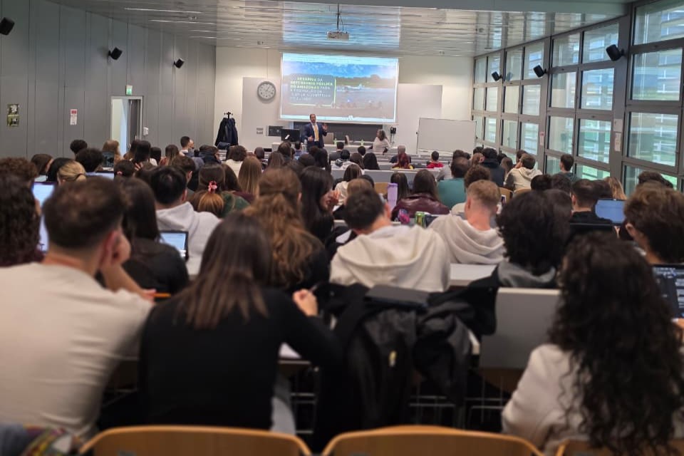 Atuação da Defensoria Pública do Amazonas é destaque durante seminário na Universidade de Bolonha, na Itália