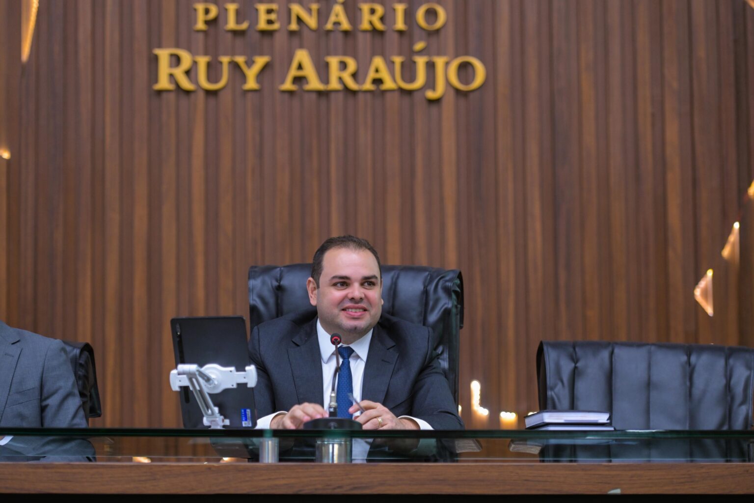 Aleam aprova PL de Roberto Cidade que cria o Sistema de Saúde Fluvial Inteligente no Amazonas
