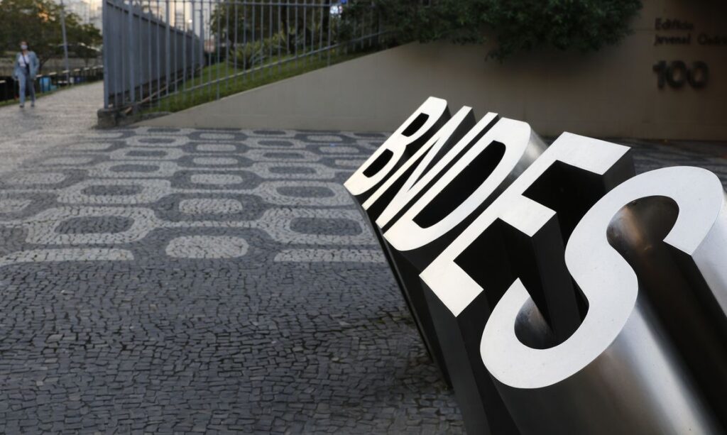 Chamada pública do BNDES vai mobilizar R$ 73 bi para investir no clima