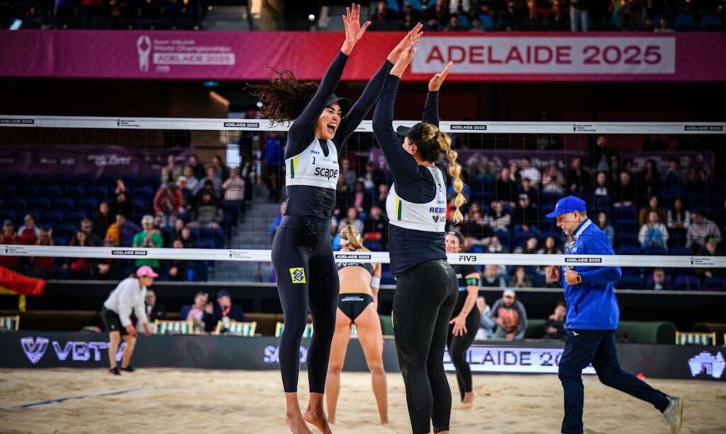 Três duplas brasileiras vão às quartas do Mundial de vôlei de praia
