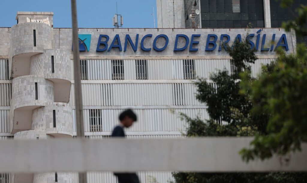 BRB diz que recuperou R$ 10 bilhões das carteiras com Master