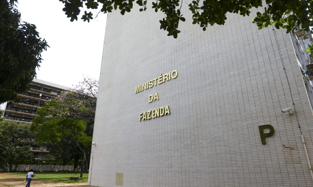 Governo quer regulamentar mercado de carbono até fim de 2026