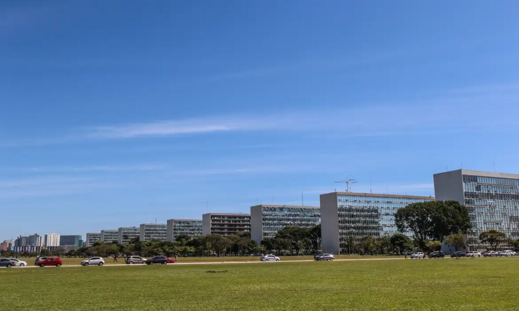 Governo libera R$ 501,4 milhões para Ministério das Cidades