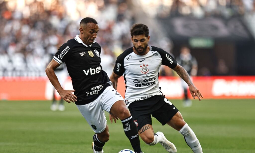 Corinthians e Botafogo empatam e estacionam na tabela do Brasileirão