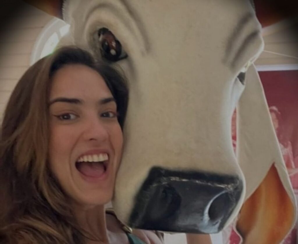 LUTO NO BOI GARANTIDO | Advogada Anna Sol Faria morre de infarto fulminante aos 34 anos em SP