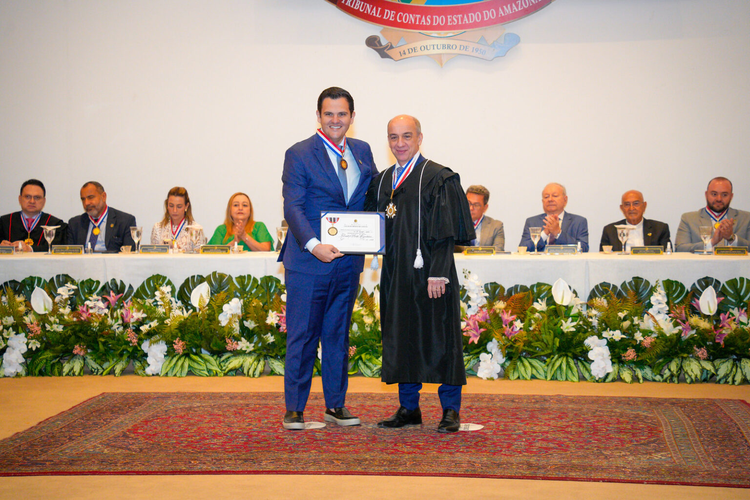 VICE-PREFEITO Renato Junior recebe Colar do Mérito do TCE-AM pela contribuição no fortalecimento da boa governança