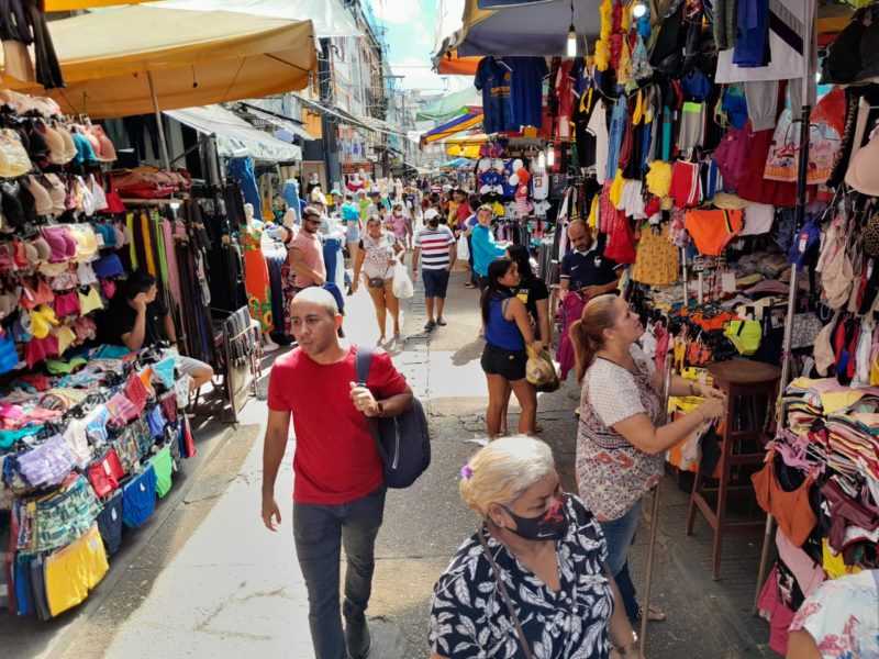 PC-AM reforça orientações sobre segurança nas compras de fim de ano no Centro de Manaus