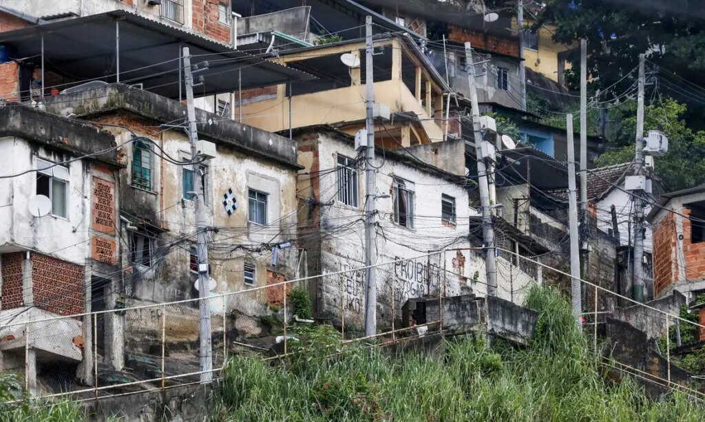 Clima e Comunidade: Projeto Inovador Une Universidades e Favelas Brasileiras no Combate à Crise Climática