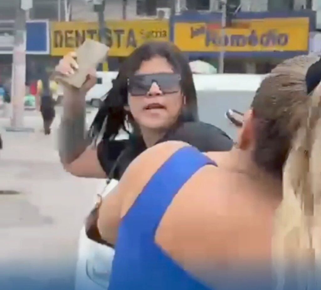 VIOLÊNCIA CONTRA A IMPRENSA: Repórter Edila Chaves é atacada por mulher presa em Manaus