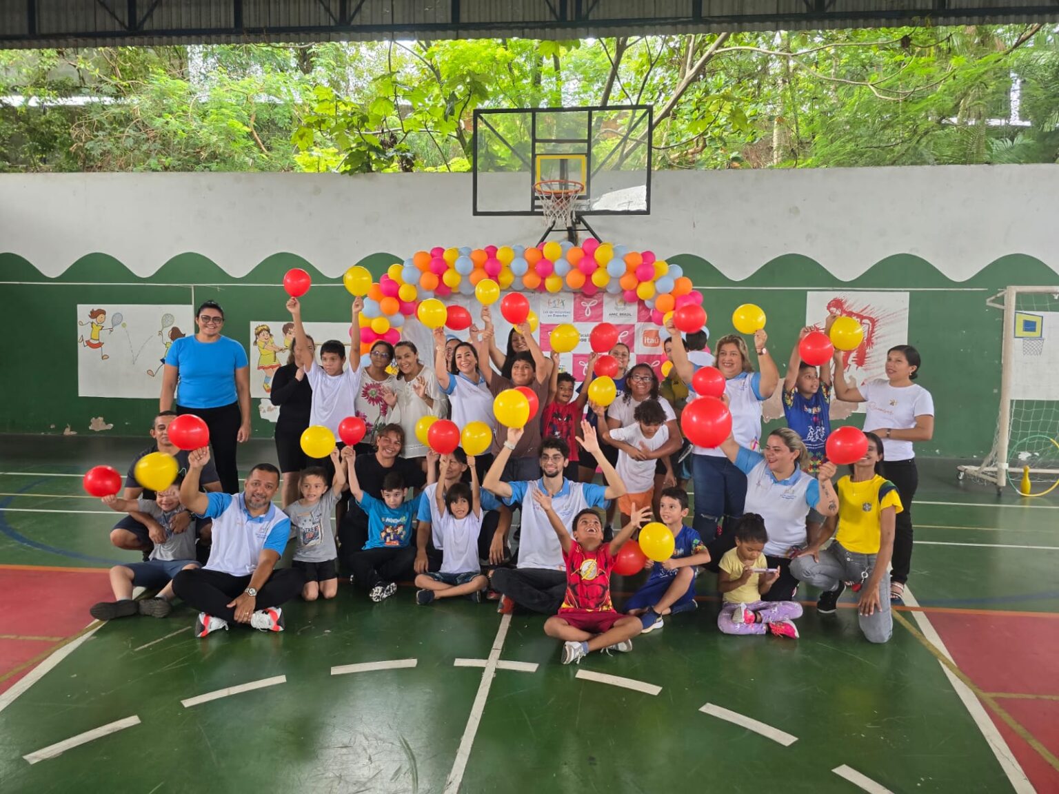Crianças e adolescentes com autismo iniciam prática de esportes pelo Programa TEAtivo na Apae Manaus
