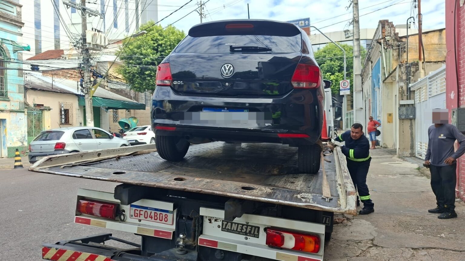 Fiscalização da prefeitura retira mais de 130 veículos irregulares das ruas de Manaus