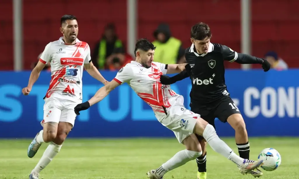 Botafogo cede à altitude e tropeça na Bolívia em busca de vaga na Libertadores
