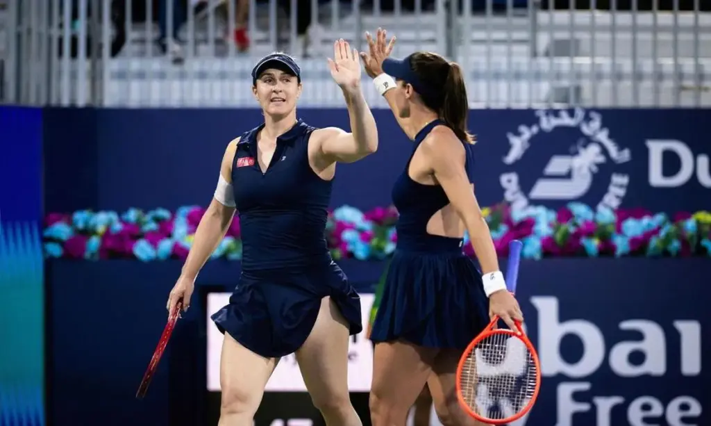 Stefani e Dabrowski superam drama e avançam às semifinais do WTA de Dubai