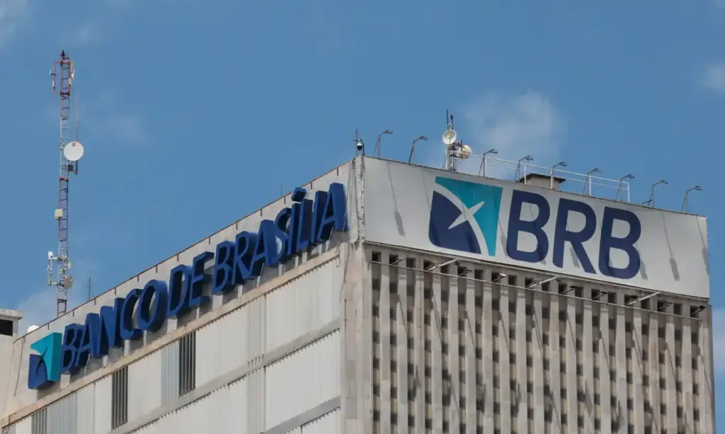 Governo do DF propõe imóveis públicos como garantia para reforçar caixa do BRB