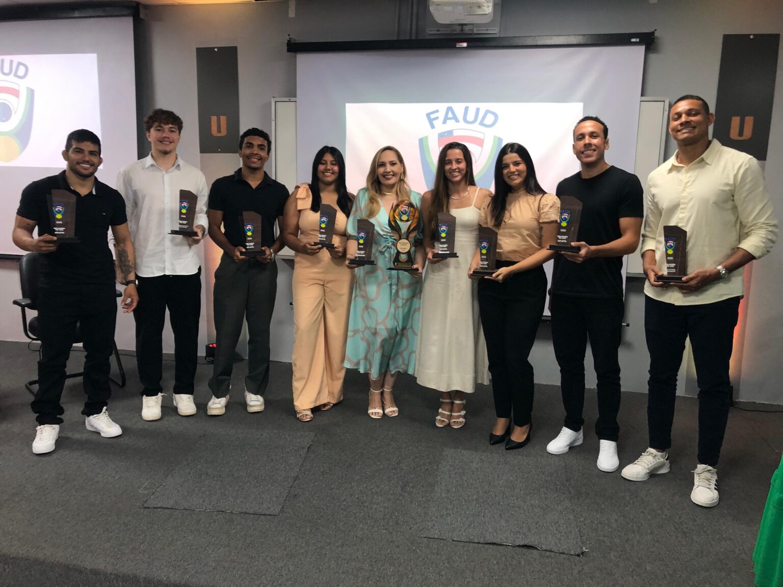 Faud realiza premiação e celebra os destaques do esporte universitário em 2025