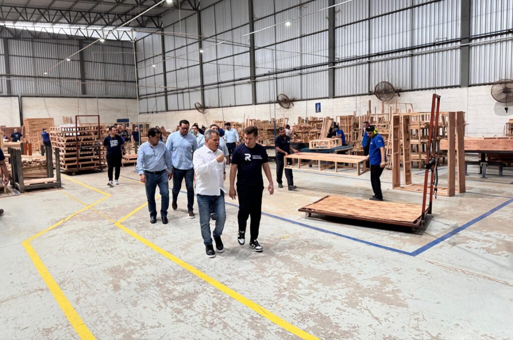 SUFRAMA conhece plano de expansão da Rodrigues Colchões