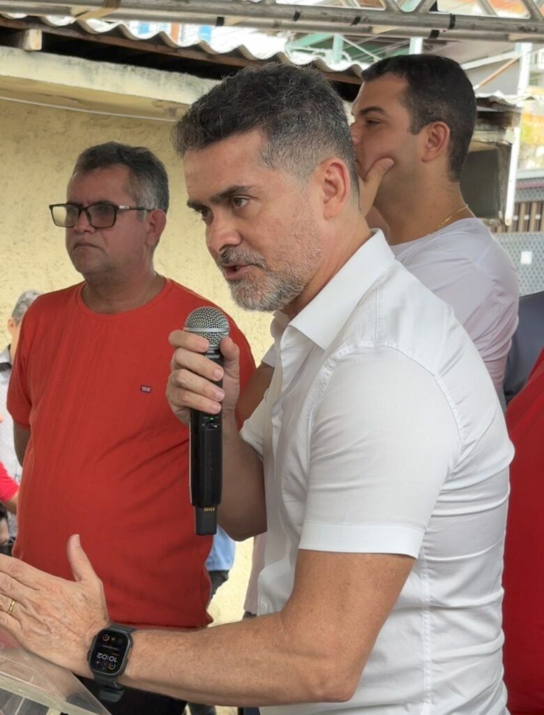 TRANSPORTE PÚBLICO: Prefeitura faz sua parte, afirma David Almeida