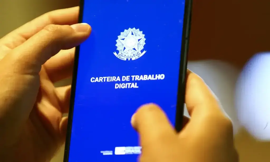 Brasil registra taxa de desemprego de 5,4% em janeiro de 2026, mantendo mínima histórica
