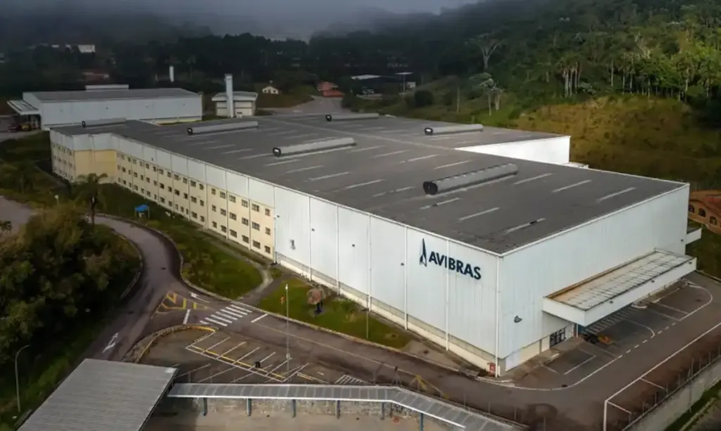Fim da greve na Avibras: trabalhadores aprovam acordo e produção será retomada em abril