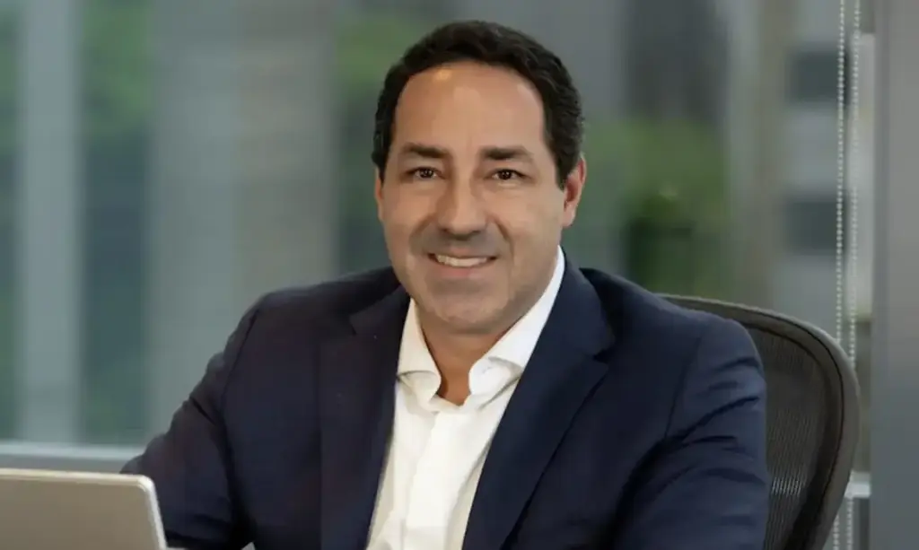 CEO do Grupo Fictor é investigado pela PF em operação contra fraudes milionárias na Caixa