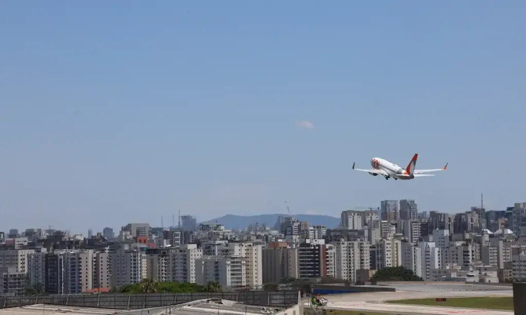 Petrobras oferece alívio: parcelamento para reajuste do querosene de aviação