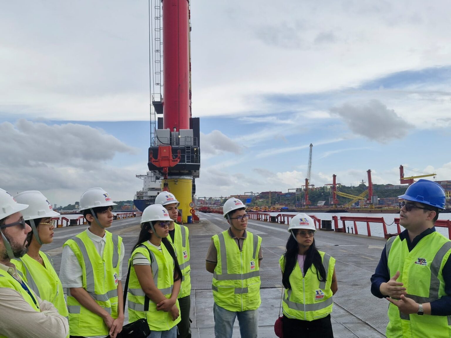 Zona Franca de Portas Abertas inicia agenda de abril com visita ao Porto Chibatão