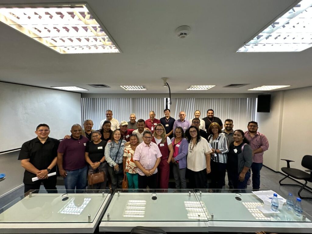 Sinésio cobra avanço do Luz para Todos após reunião com comunidades rurais na Aleam